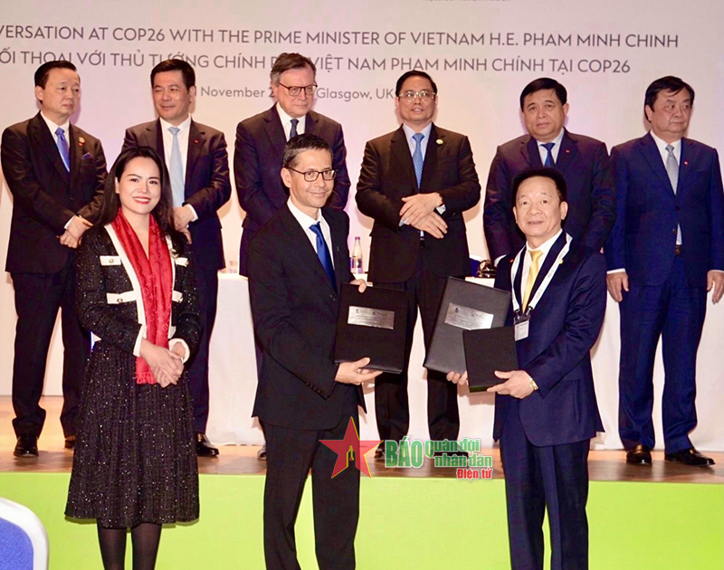 Standard Chartered cam kết tài trợ 6 tỷ USD cho các dự án xanh của T&T Group 